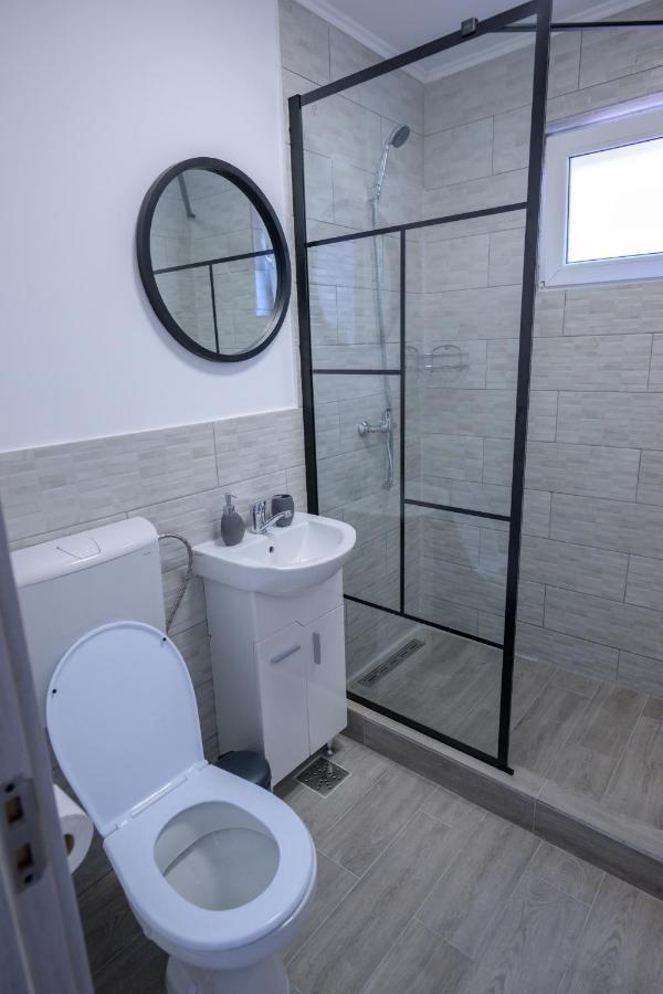 Vila Rd Hotel Constanta Bagian luar foto